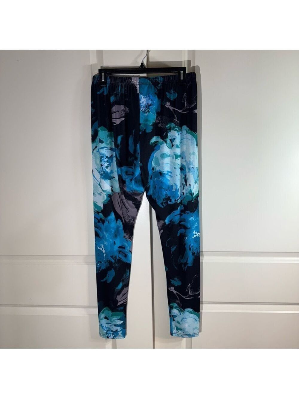 Lily by Firmiana Floral Leggings Blue/Black  L/XL